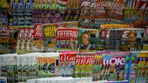 Wie verdienen Klatschmagazine Geld?